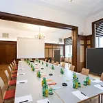 Boehlerstern 4*