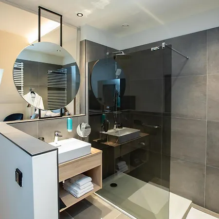 Boehlerstern Hotel 4*