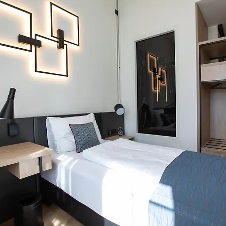 Boehlerstern Hotel 4*